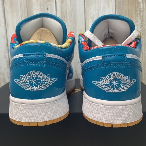 Air Jordan 1 Low Cyber Teal - Picture 4 of 6